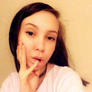 Meet your Posher, Madalyn